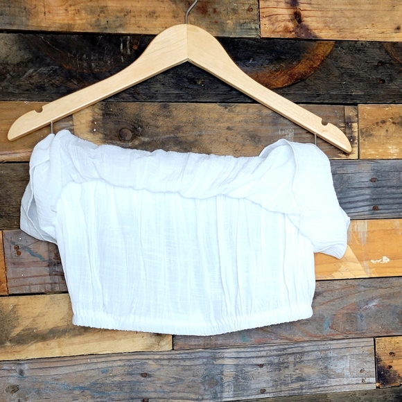 White flowy strapless crop top - Picture 2 of 2